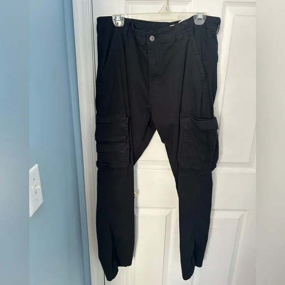 Wrangler Cargo Pants - Picture 3 of 3